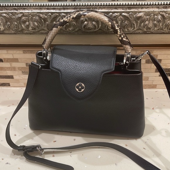 Louis Vuitton Black Taurillon Leather and Python Capucines MM. 100% authentic - Picture 2 of 15